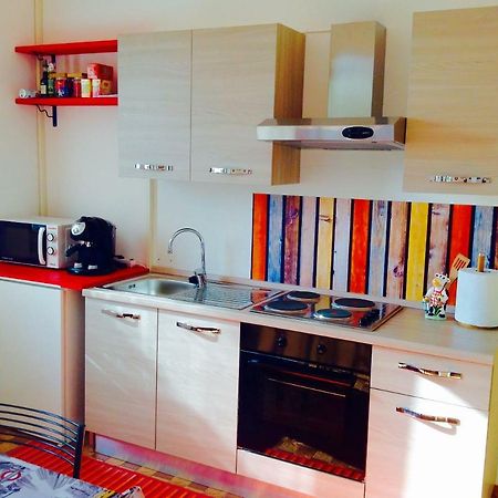 Cris Apartments Сант'Амброджо-ді-Вальполічелла Екстер'єр фото