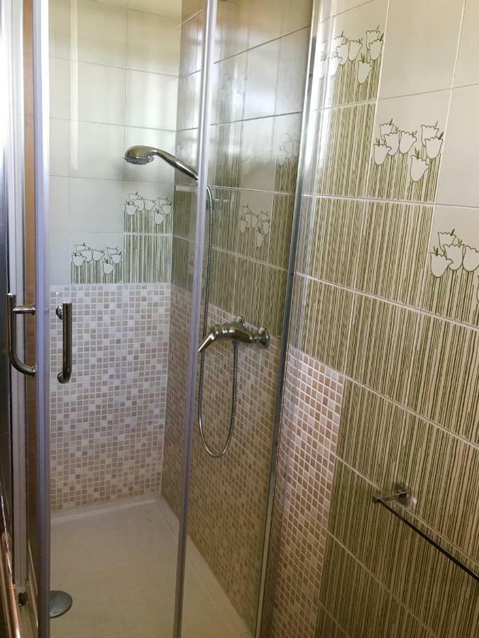 Cris Apartments Сант'Амброджо-ді-Вальполічелла Екстер'єр фото