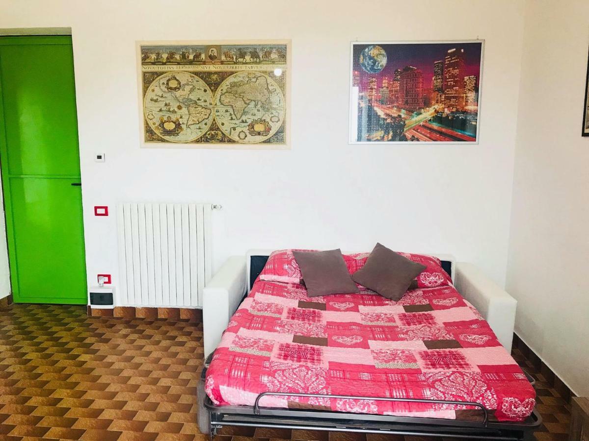 Cris Apartments Сант'Амброджо-ді-Вальполічелла Екстер'єр фото